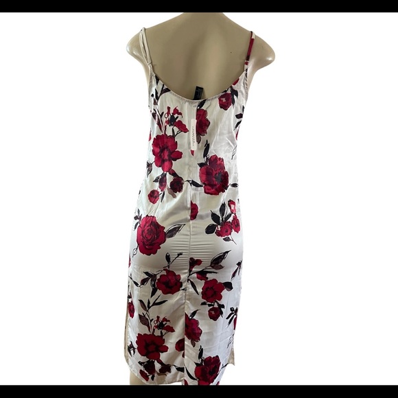 NWT - F21 - Satin Midi Rose Dress - Size S - Picture 2 of 4